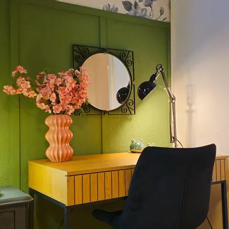 Stilvolles Design In Gohlis Mit Wlan,netflix, Waschmaschine