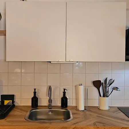 Stilvolles Design In Gohlis Mit Wlan,netflix, Waschmaschine *