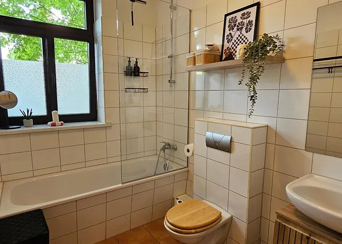 Stilvolles Design In Gohlis Mit Wlan,netflix, Waschmaschine