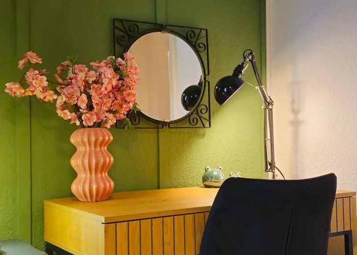 Stilvolles Design In Gohlis Mit Wlan,netflix, Waschmaschine