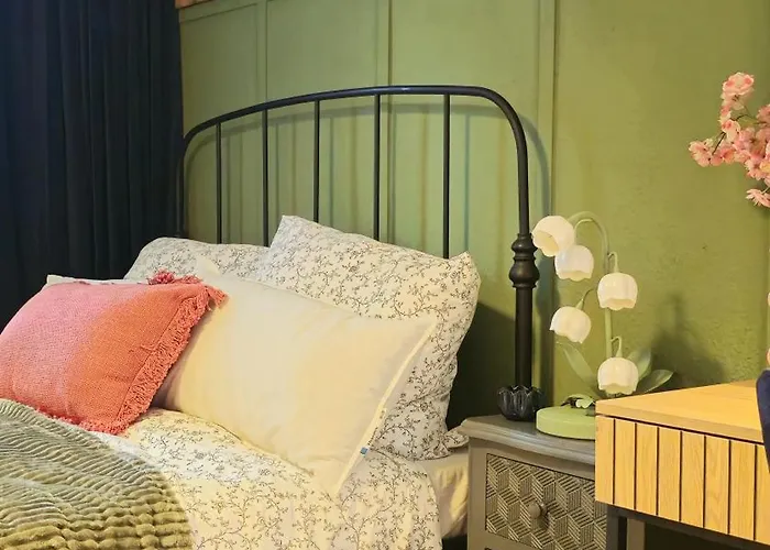 Stilvolles Design In Gohlis Mit Wlan,netflix, Waschmaschine Appartamento *