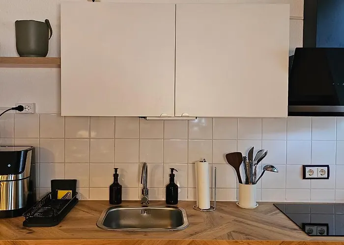 Stilvolles Design In Gohlis Mit Wlan,netflix, Waschmaschine *